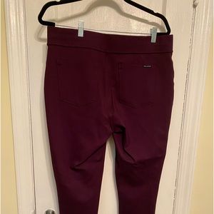DKNY pull on pants